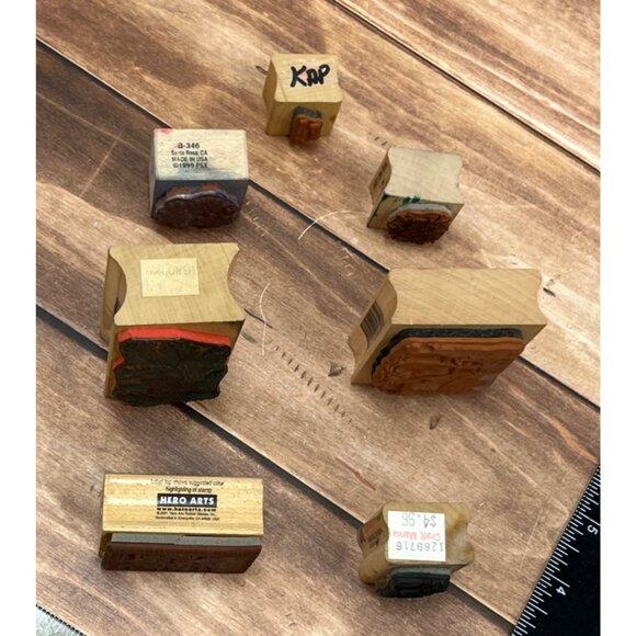 LOT OF 7 HOLIDAY THEMED WOOD MOUNTED RUBBER STAMPS POLAR BEAR GUM DROP HOLLY - Picture 4 of 7